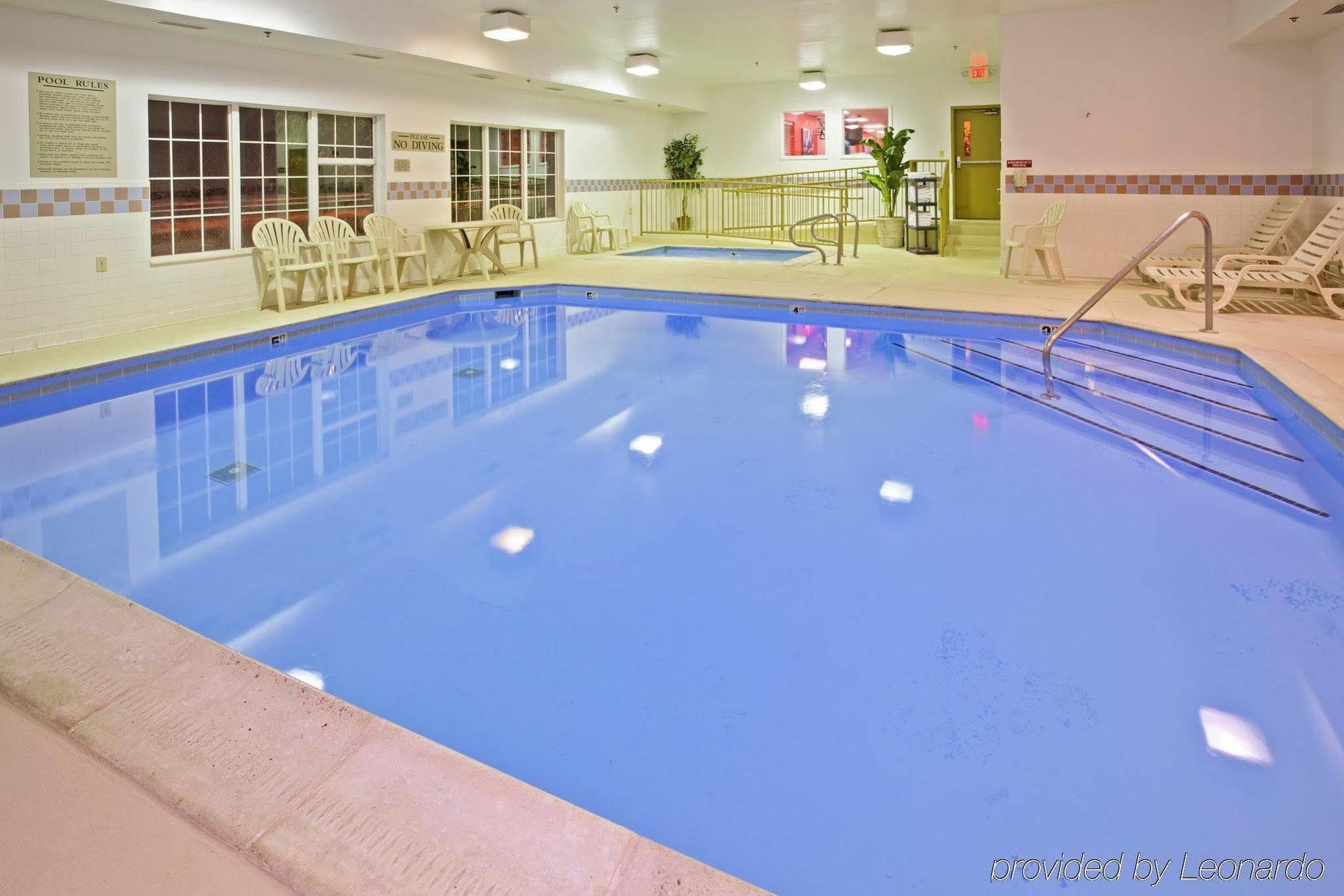Country Inn & Suites By Radisson, Georgetown, Ky Buitenkant foto